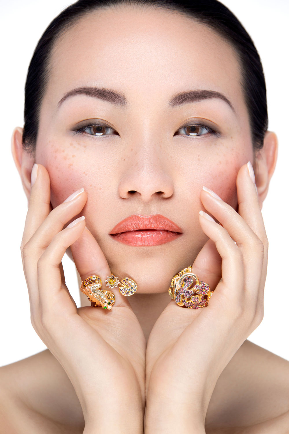 Retouch by Lucia Arin Pintos. Photo: Jérold Partouche | MUA : Clotile Garnier