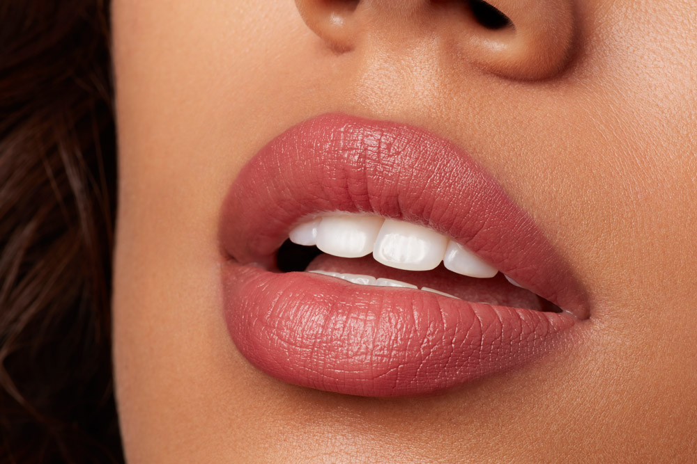 Retouch by Lucia Arin Pintos. Photo: Beth Sternbaum