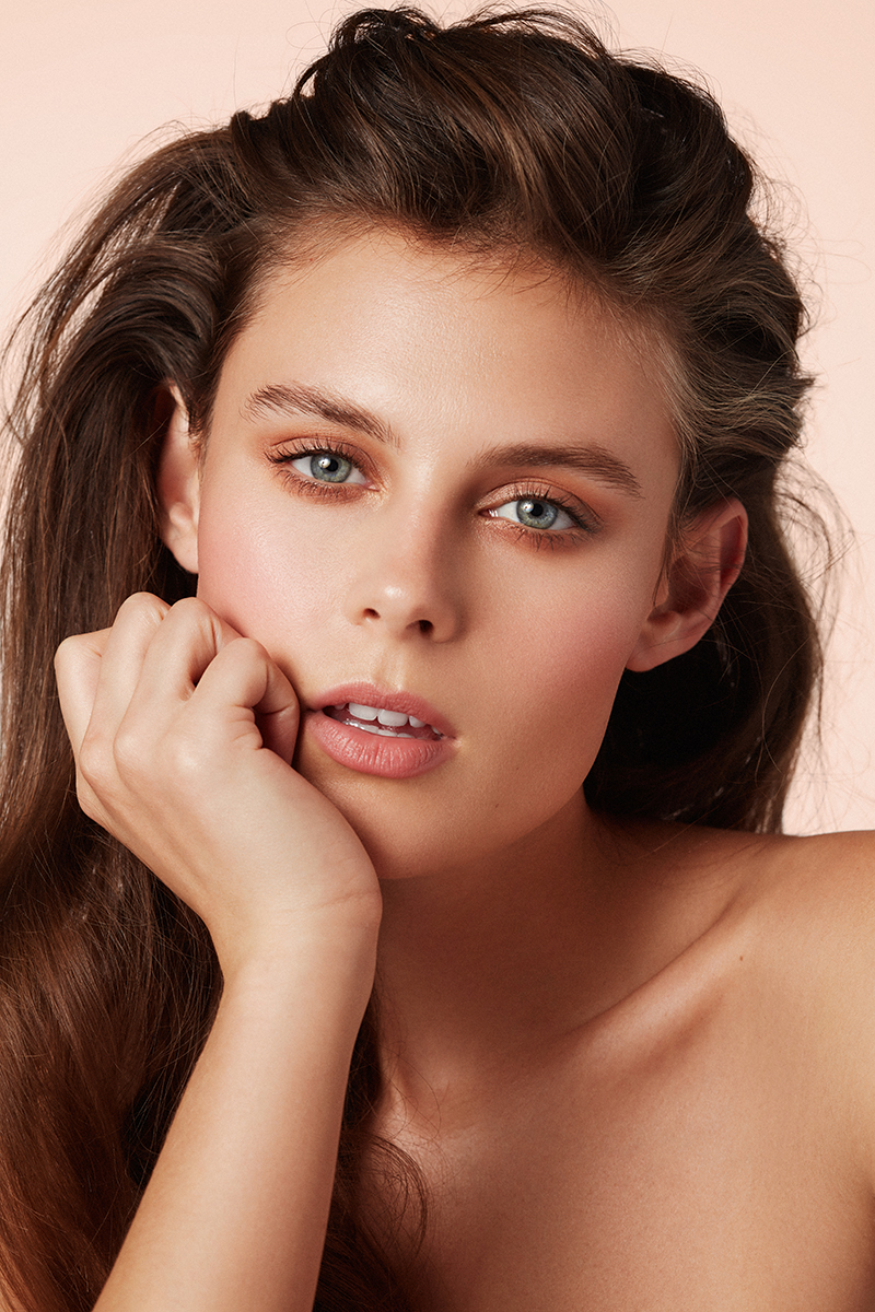 Retouch by Lucia Arin Pintos. Photo: Beth Sternbaum