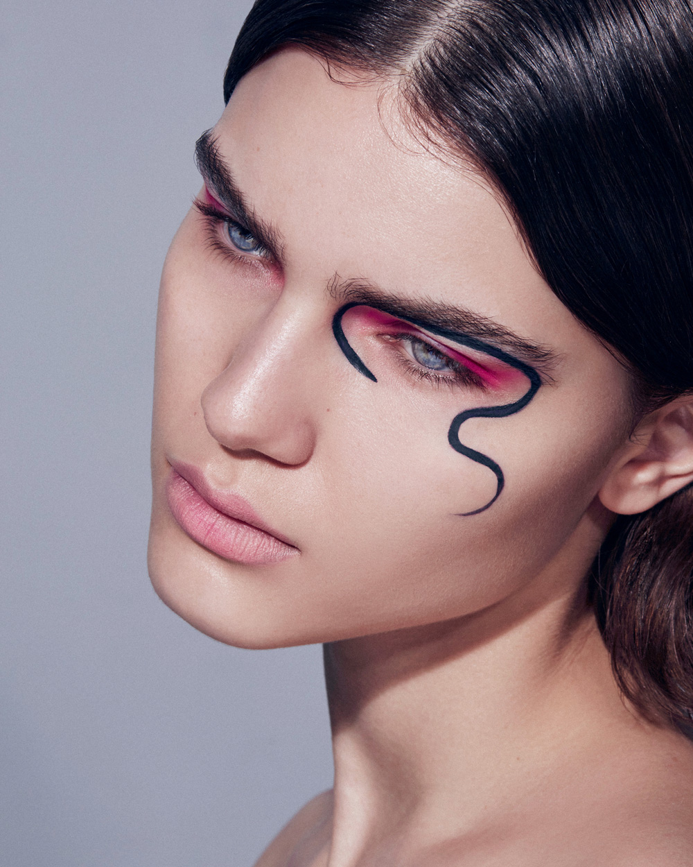 Retouch by Lucia Arin Pintos. Photo: Jakub Koziel
