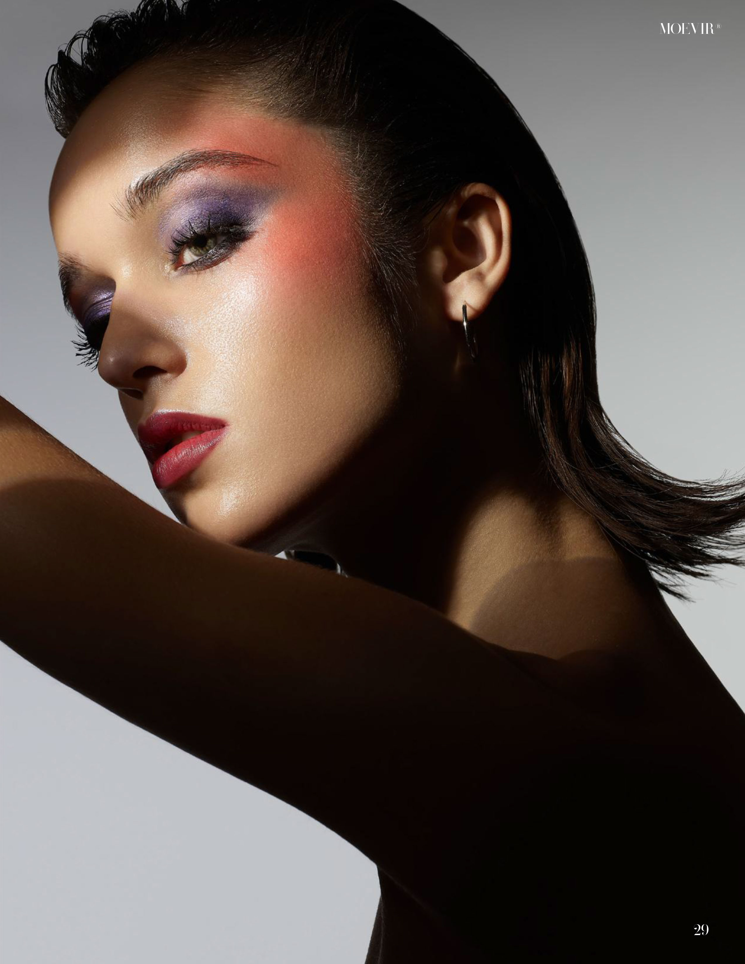 Retouch by Lucia Arin Pintos. Photo by Roberto Ligresti