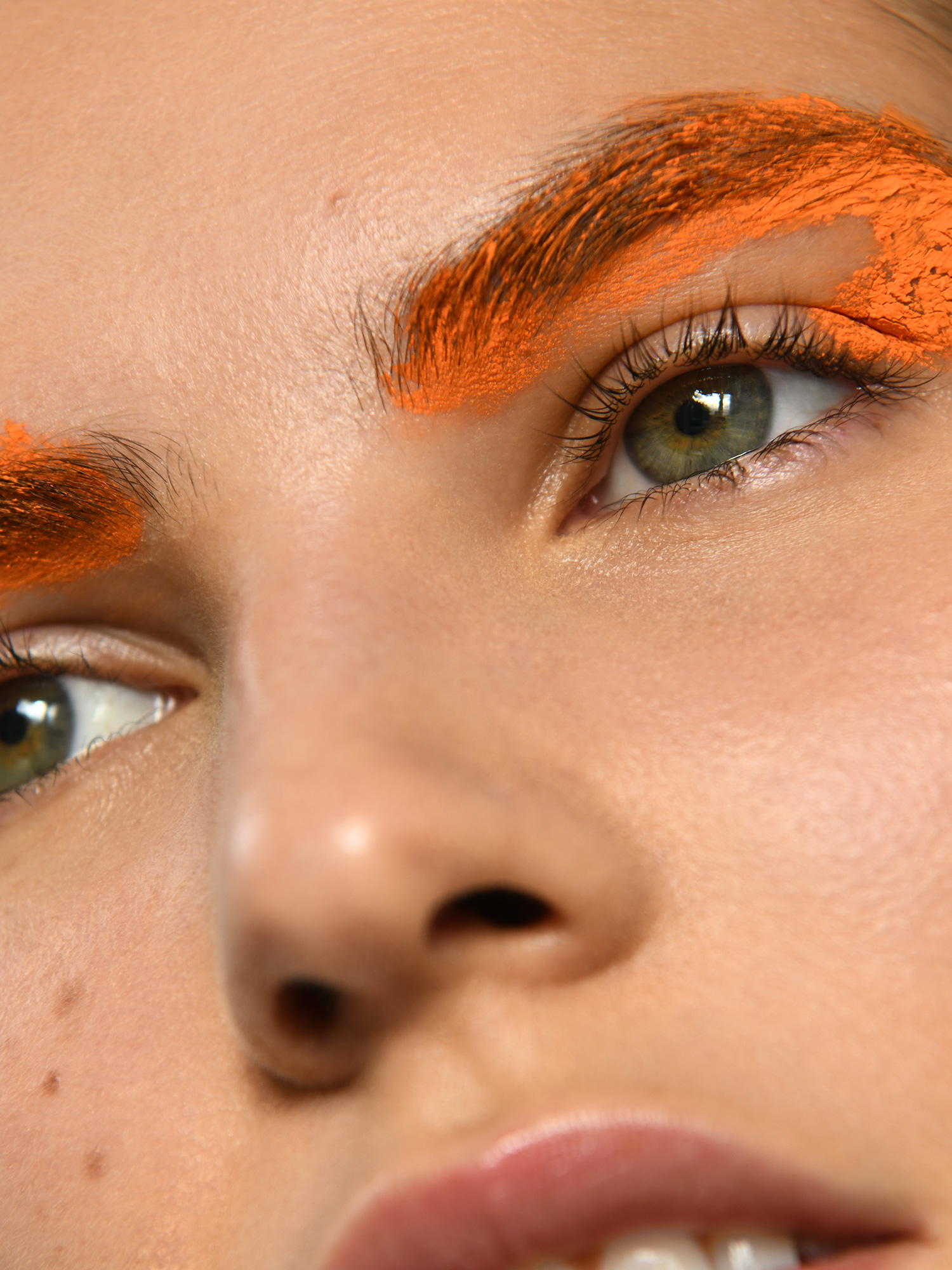 Retouch by Lucia Arin Pintos